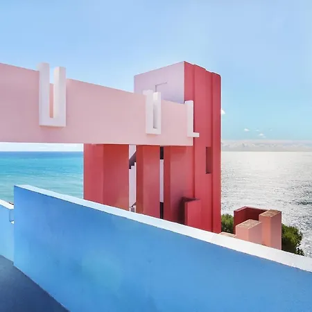 La Muralla Roja *